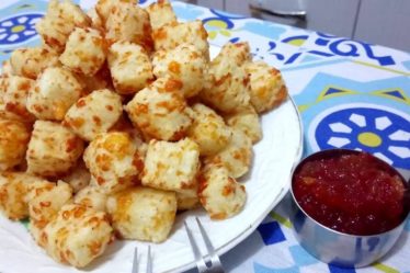 Receita - Dadinho de Tapioca com queijo coalho e geleia de pimenta