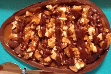 Ovo de Colher Crocante com Doce de Leite