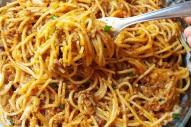 Macarrão com Carne Moída