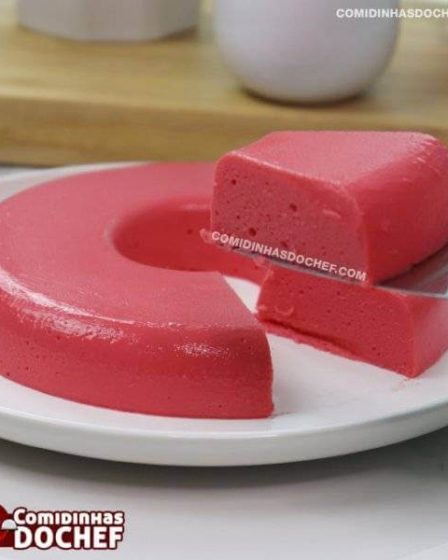 Receita de Pudim de Morango com Gelatina