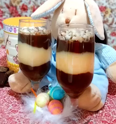 Ovo de Páscoa na Taça