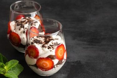 Pavê de Morango com Chocolate