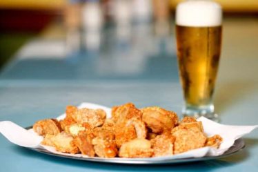 Torresmo delicioso e prático