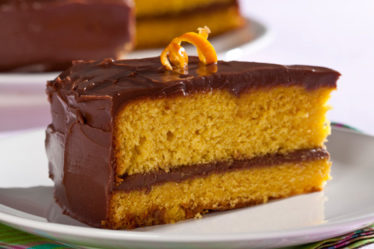 Bolo de Cenoura com Recheio de Nutella