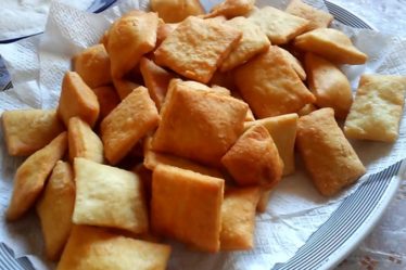 Salgadinho caseiro frito