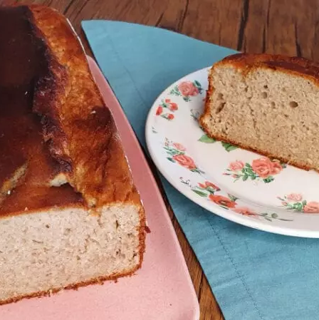 Bolo de banana de liquidificador sem glúten