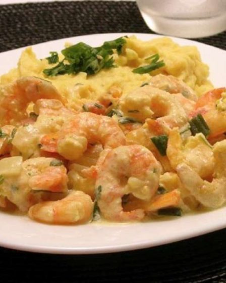 Camarão ao creme de leite