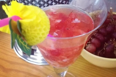 Gin tônica de lichia