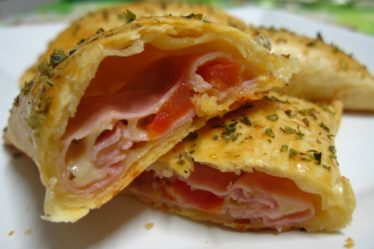 Pastel assado de pizza