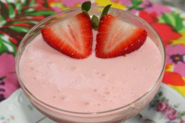 Receita de Sobremesa Diet com Morango