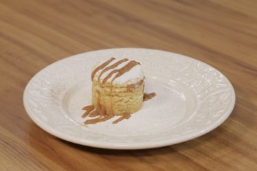 Receita de Naked cake com brigadeiro de café