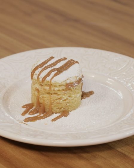 Receita de Naked cake com brigadeiro de café