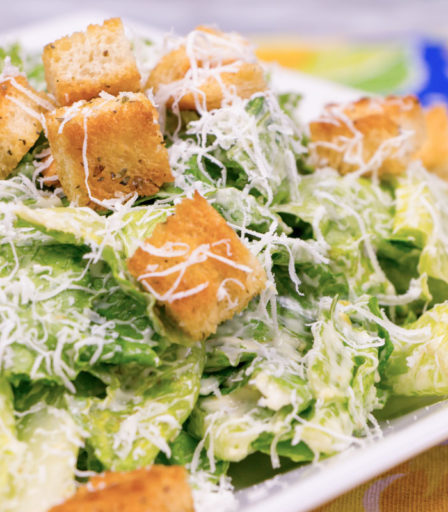 Receita de Salada Caesar - A tradicional Caesar Salad