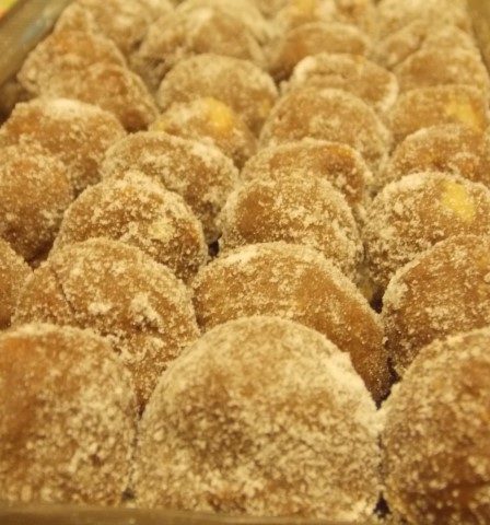 Receita de Brigadeiro recheado com pasta de amendoim