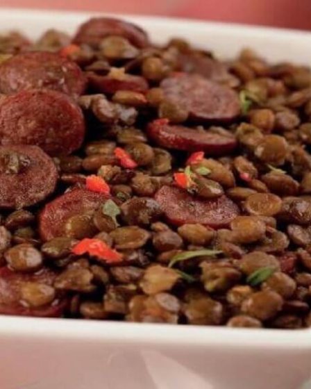 Receita de Ensopado de lentilha com linguiça na pressão