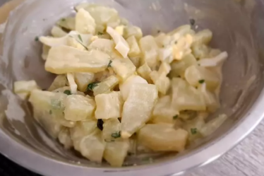 Salada de maionese de chuchu