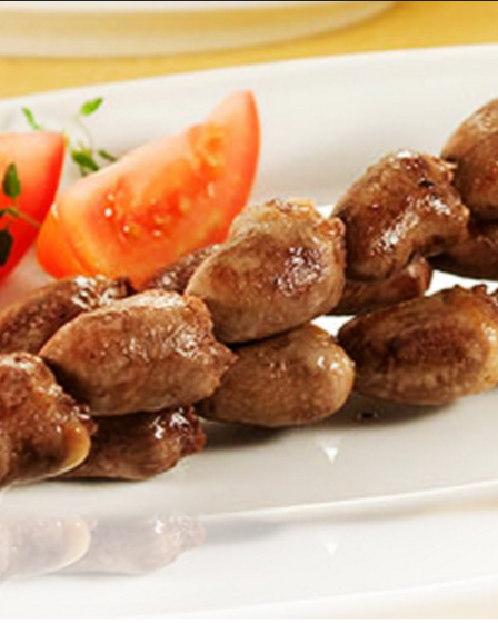 Espetinho de coração de frango