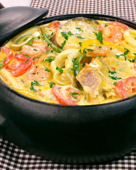 receita de Moqueca de peixe com frutos do mar