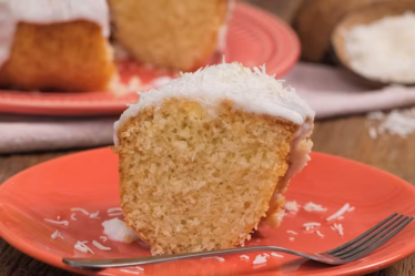 bolo-de-coco-de-liquidificador-receita