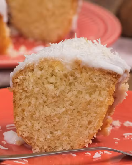 bolo-de-coco-de-liquidificador-receita