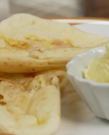 pao-de-queijo-na-sanduicheira