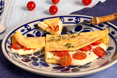 crepioca-de-queijo-com-tomate-e-oregano-capa